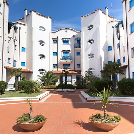 Portoverde Beach Apartments Misano Adriatico Exterior foto