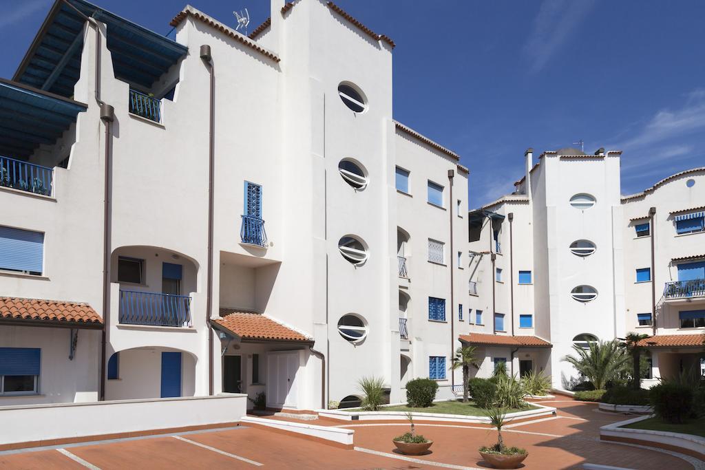 Portoverde Beach Apartments Misano Adriatico Exterior foto